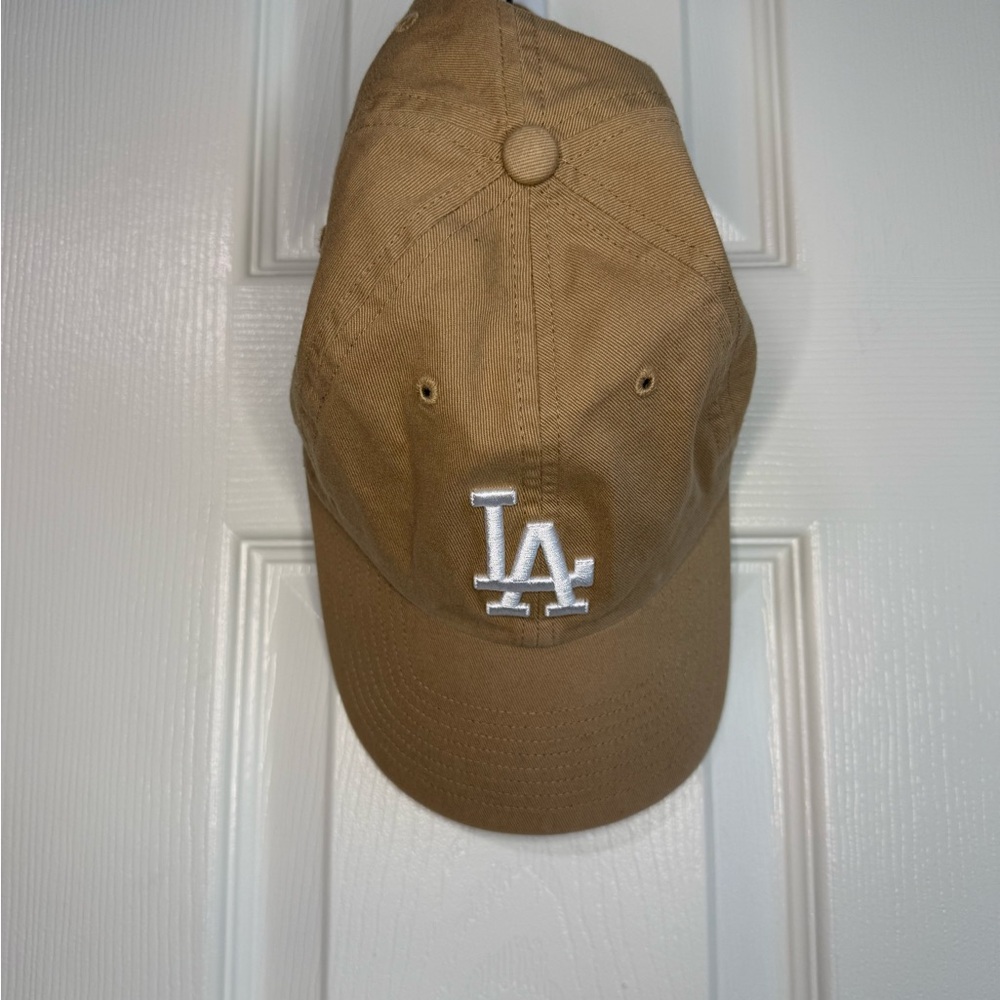 LA Dodgers Tan Baseball Cap